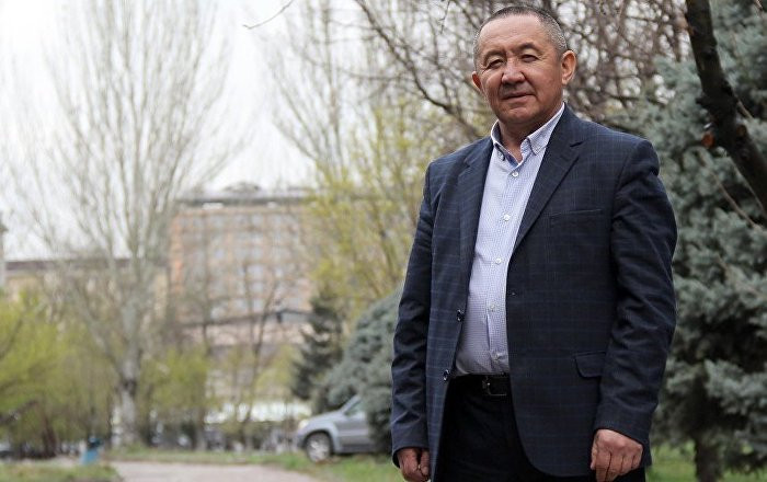 Qırğızıstanda 59 yaşlı nazir vəfat edib