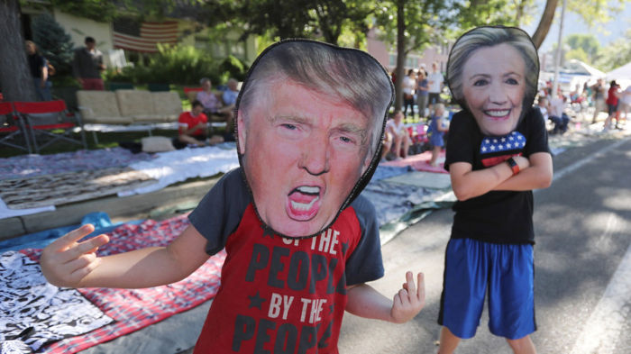 Nach Briefbomben in USA: Hillary Clinton gibt Donald Trump indirekt Mitschuld