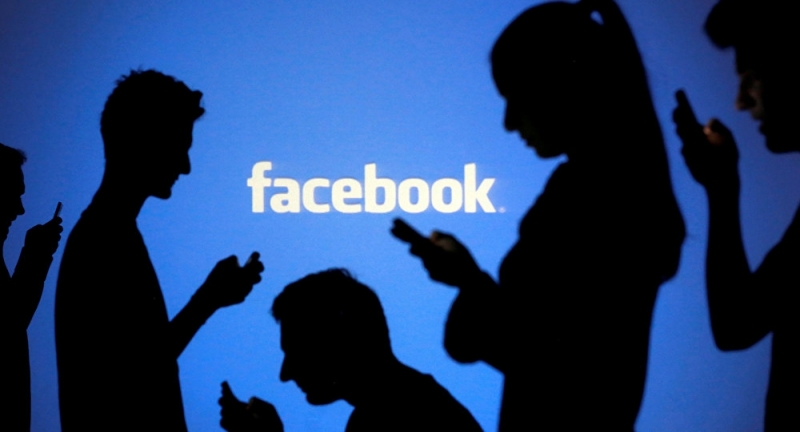 "فيسبوك" في قفص الاتهام وهذه المرة من باب الدعارة