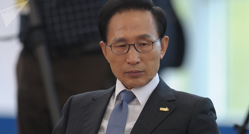 Ex S Korean President Lee Myung Bak Sentenced To 15 Years In Jail For 2987