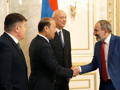 Armenia acting PM receives heads of CIS corrections services