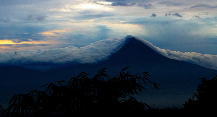 Al menos tres muertos por el terremoto en la isla indonesia de Java