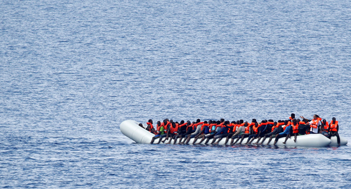 Ministro de Exteriores de España le da la razón a la política migratoria italiana