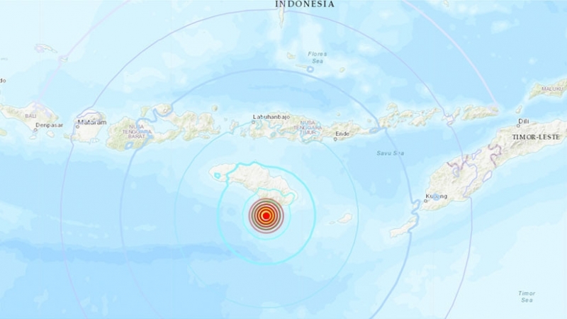 Otro fuerte sismo de magnitud 5,9 sacude Indonesia