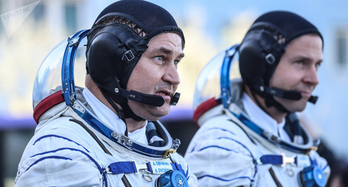 Los tripulantes de la nave Soyuz averiada volverán a embarcar rumbo a la EEI