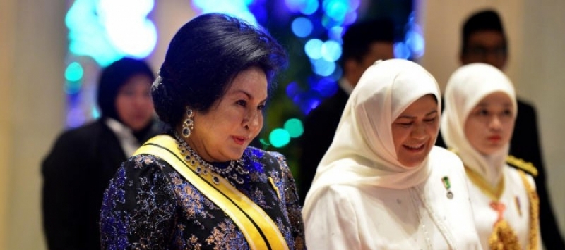 ماليزيا تعتقل زوجة نجيب عبدالرازق