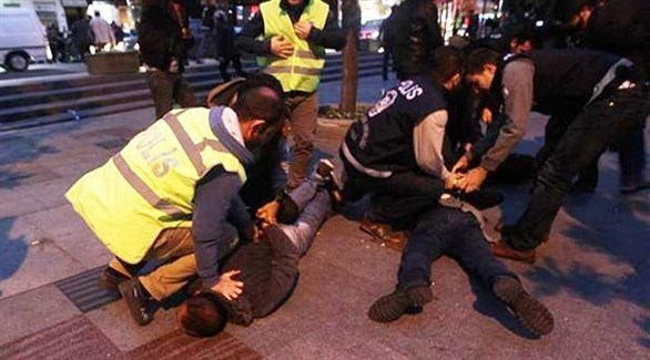 تركيا: حملة اعتقالات لأكاديميين وأعضاء في المجتمع المدني