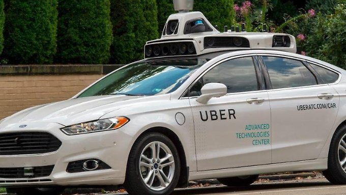 Uber wagt sich wieder an Roboter-Autos