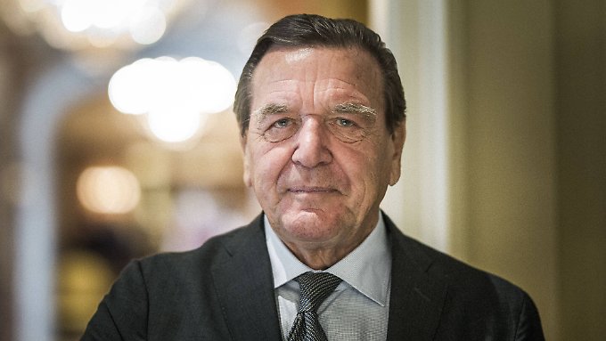 Schröder warnt SPD vor zu großem Linksruck