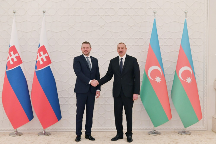 Präsident Ilham Aliyev trifft Ministerpräsident von Slowakei