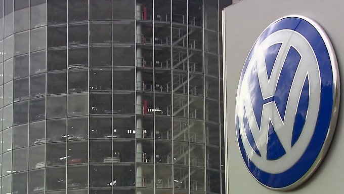 VW-Chef Diess droht mit Job-Kahlschlag