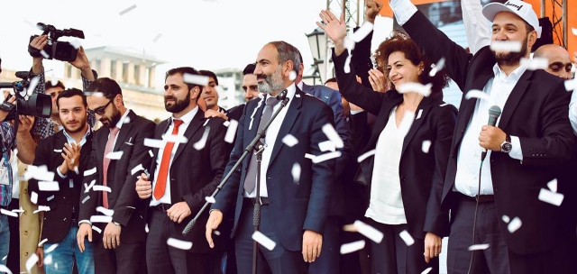 Un ancien chef du service administratif du cabinet du Premier ministre arménien accuse le parti de Pashinian de dictature