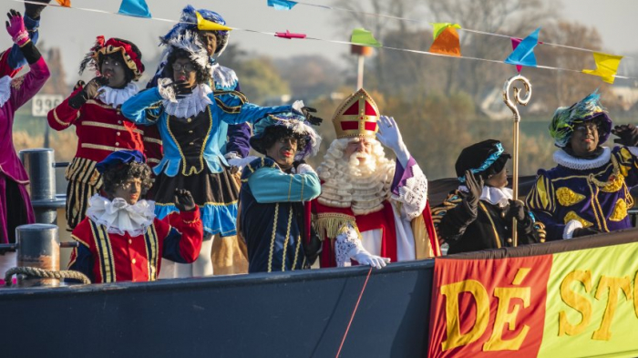 Niederlande: Proteste beim Einzug von Nikolaus und Zwarte Piet