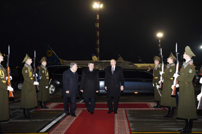 Präsident Aliyev beendet seinen Staatsbesuch in Belarus