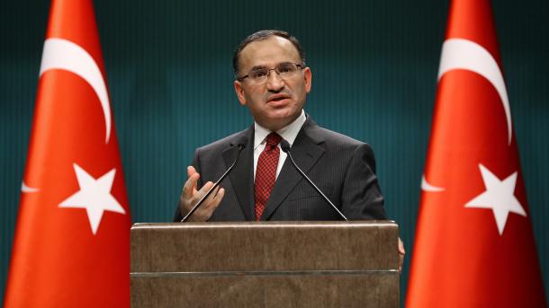 Bozdağ: „In keiner Periode der türkischen Geschichte hat es einen Völkermord gegeben.“