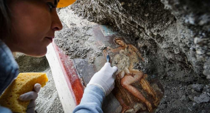 „Szene voller Sinnlichkeit“: Archäologen entdecken ungewöhnliches Fresko in Pompeji
