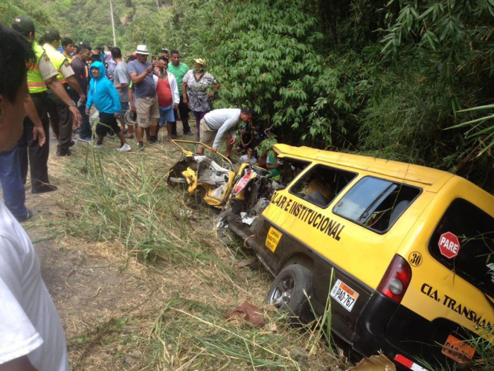 India: Al menos 7 niños y un conductor fallecen en el accidente de una furgoneta escolar