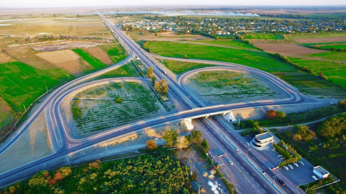 Globaler Wettbewerbsbericht: Aserbaidschan ist Leader nach der Qualität der Straßen im GUS-Raum