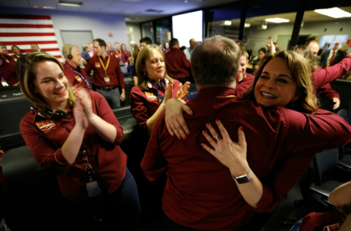 Cheers as Mars InSight spacecraft lands on Red Planet