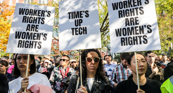 احتجاجات آلاف موظفي غوغل بسبب التحرش الجنسي (صور)