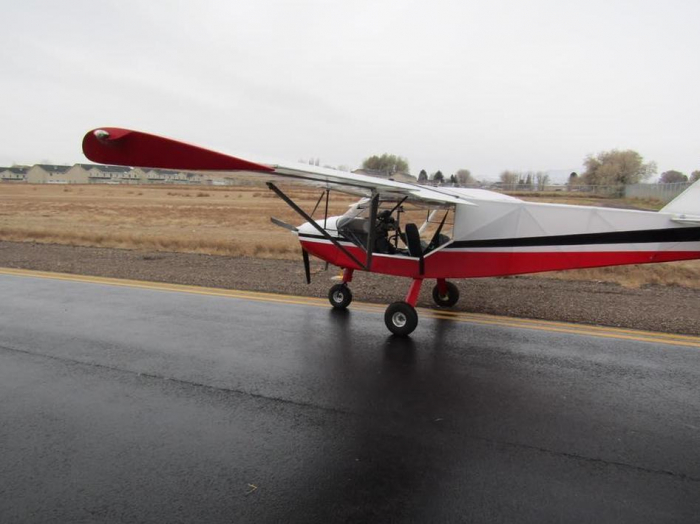 Teenagers steal plane after driving tractor on to airstrip in Utah