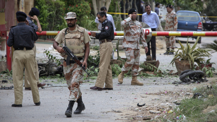  Sube a 25 el número de muertos en el ataque contra el consulado chino en Pakistán 