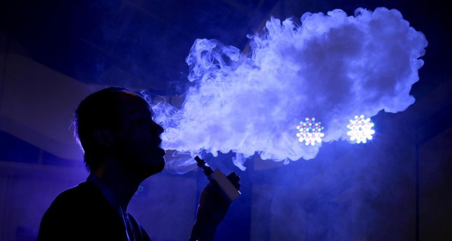 US plans to restrict sale of flavored e-cigarettes to curb underage vaping 
