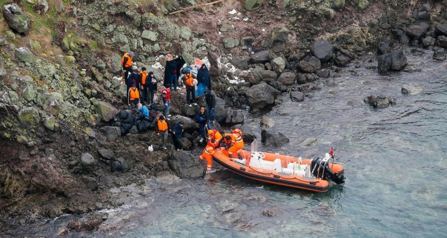Turkish coast guard rescues 44 migrants stranded on Aegean island