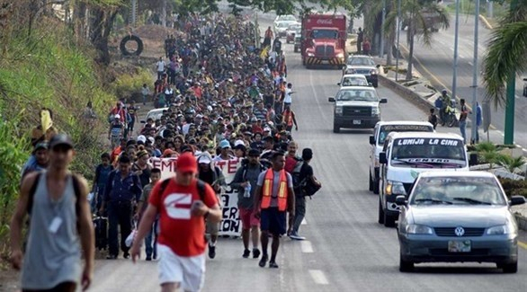 آلاف من قافلة مهاجري أمريكا الوسطى يطلبون اللجوء في المكسيك
