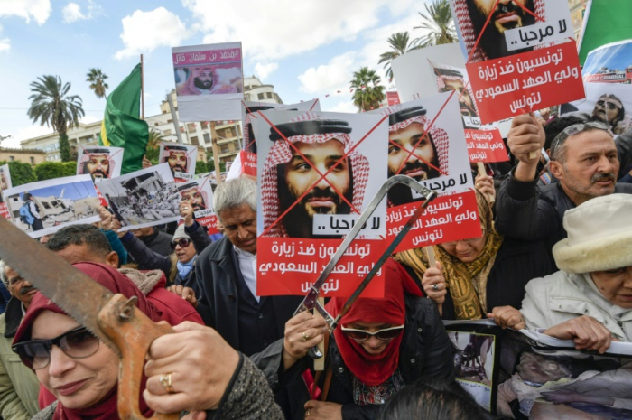 Le prince héritier saoudien à Tunis pour une visite controversée