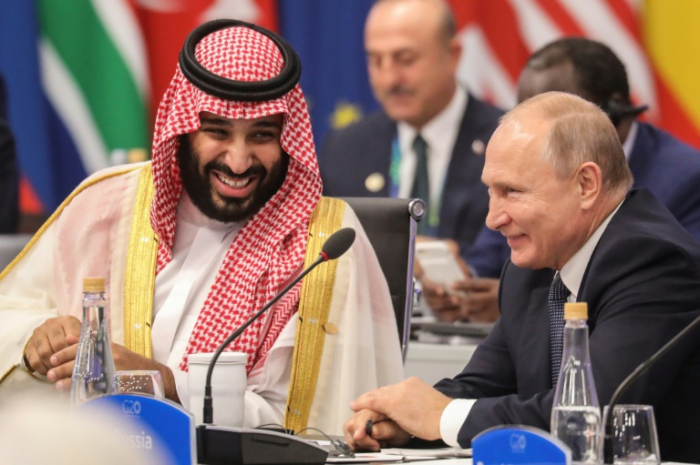 G20: Poutine et Ben Salman affichent leur bonne entente