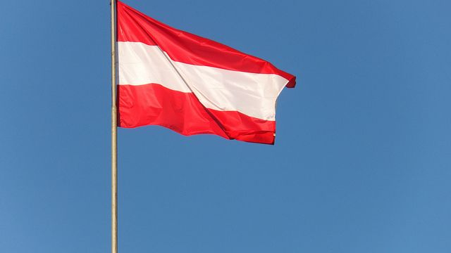 Austria to withdraw from UN migration treaty