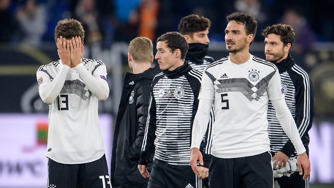 Die DFB-Elf ohrfeigt sich selbst