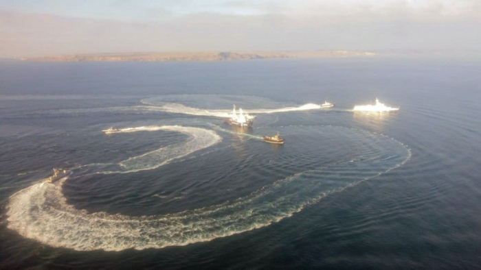 Tres barcos ucranianos entran ilegalmente en aguas territoriales rusas