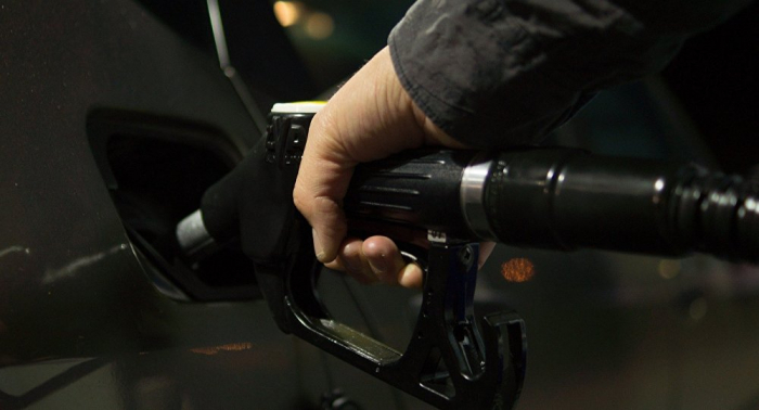 El Gobierno de Francia mantendrá sin cambios los impuestos a los carburantes