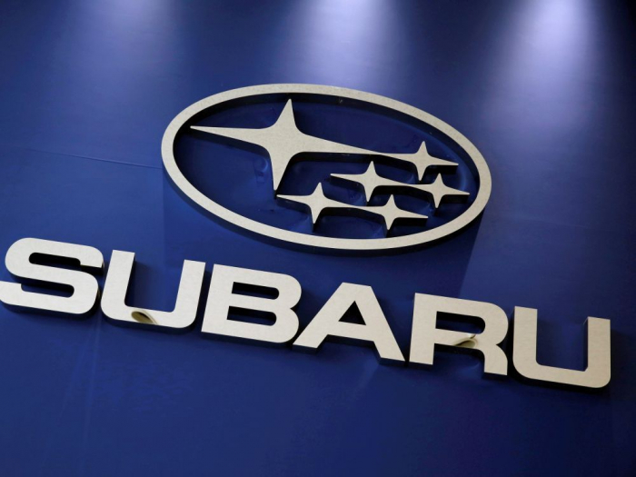 Subaru rappelle 100.000 voitures de plus, abaisse sa prévision