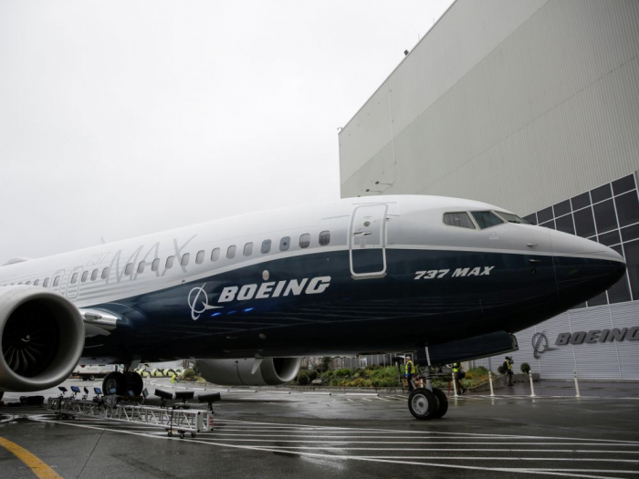 Boeing va évoquer la sécurité du 737 MAX avec les compagnies