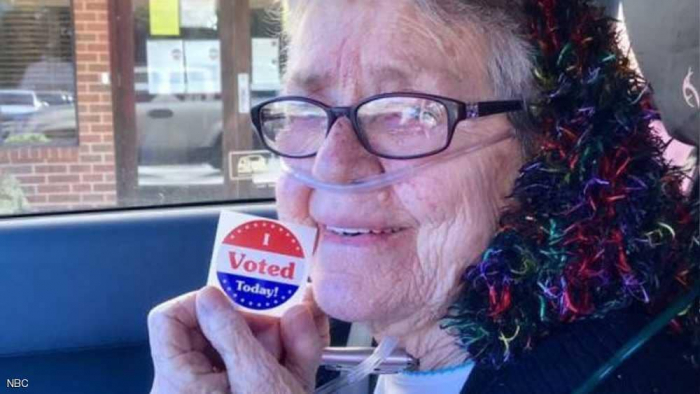عجوز أميركية صوتت لأول مرة بحياتها.. فكانت الأخيرة