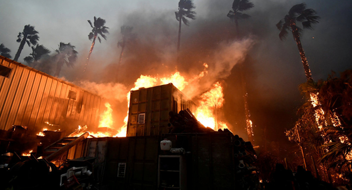 Aumenta a 25 el número de muertos por los incendios en California