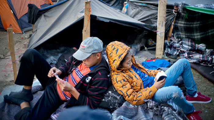 Migrantes de la caravana podrían declararse en huelga de hambre para obtener asilo en EE.UU.