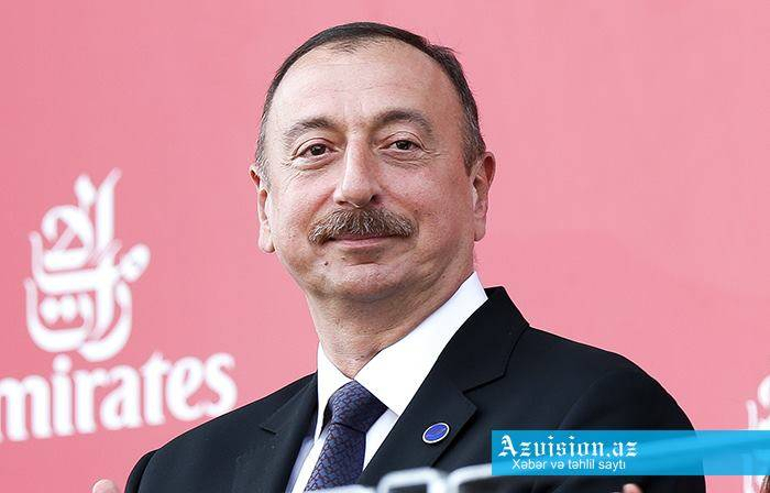 Ilham Aliyev congratulates Georgia