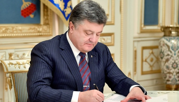 Le président ukrainien demande à l