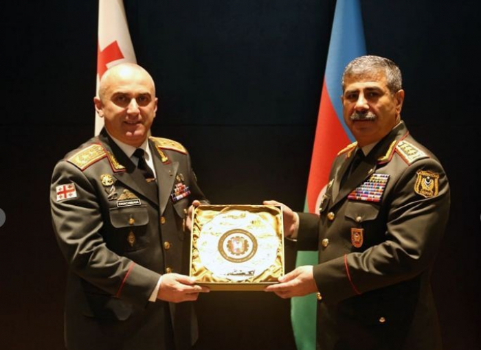 تتم المناقشة التعاون العسكري بين أذربيجان وجورجيا