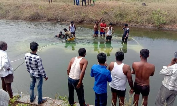 Schoolchildren among at least 25 killed in India bus crash