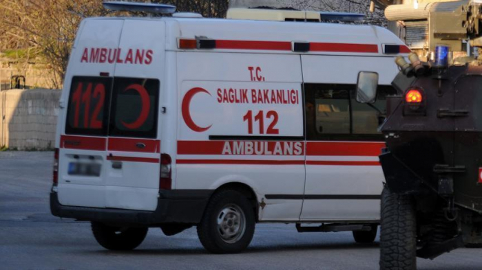 Un véhicule militaire se renverse en Turquie: un lieutenant tué