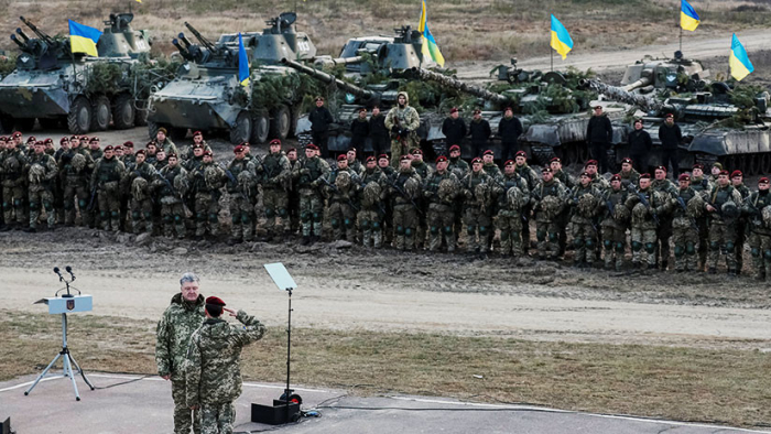 Ucrania pone al Ejército en "plena disposición combativa" tras el incidente en el estrecho de Kerch
