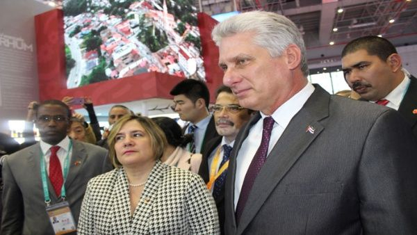 Presidente de Cuba prosigue en Beijing su visita a China