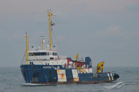 Un navire Sea-Watch avec 33 migrants s