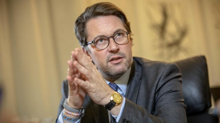 Scheuer macht Druck für Verbesserungen