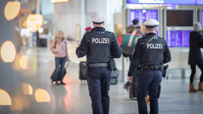 Rechte Polizisten werden kaum erfasst